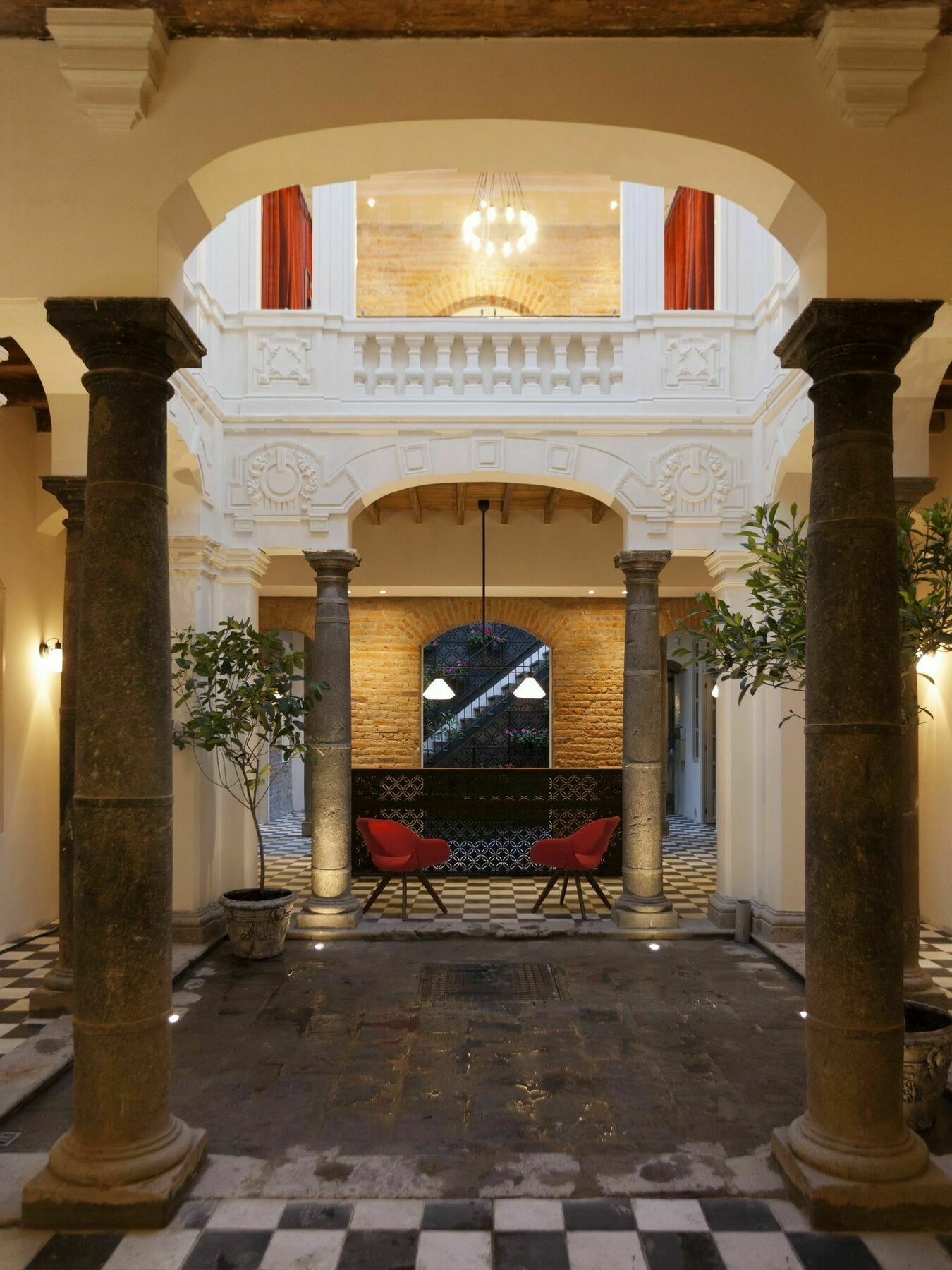 Carlota Sustainable Design Hotel 基多 外观 照片