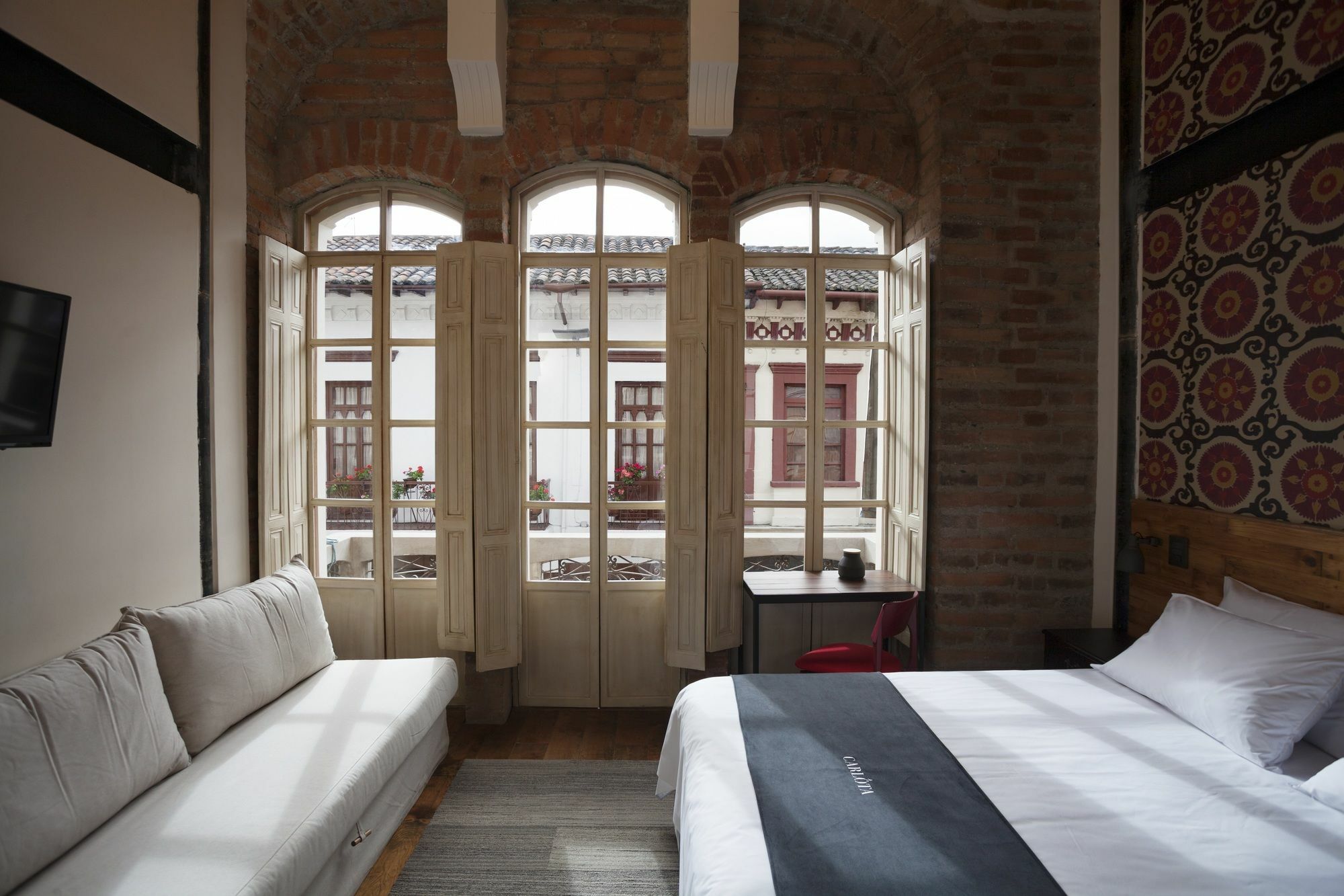 Carlota Sustainable Design Hotel 基多 外观 照片